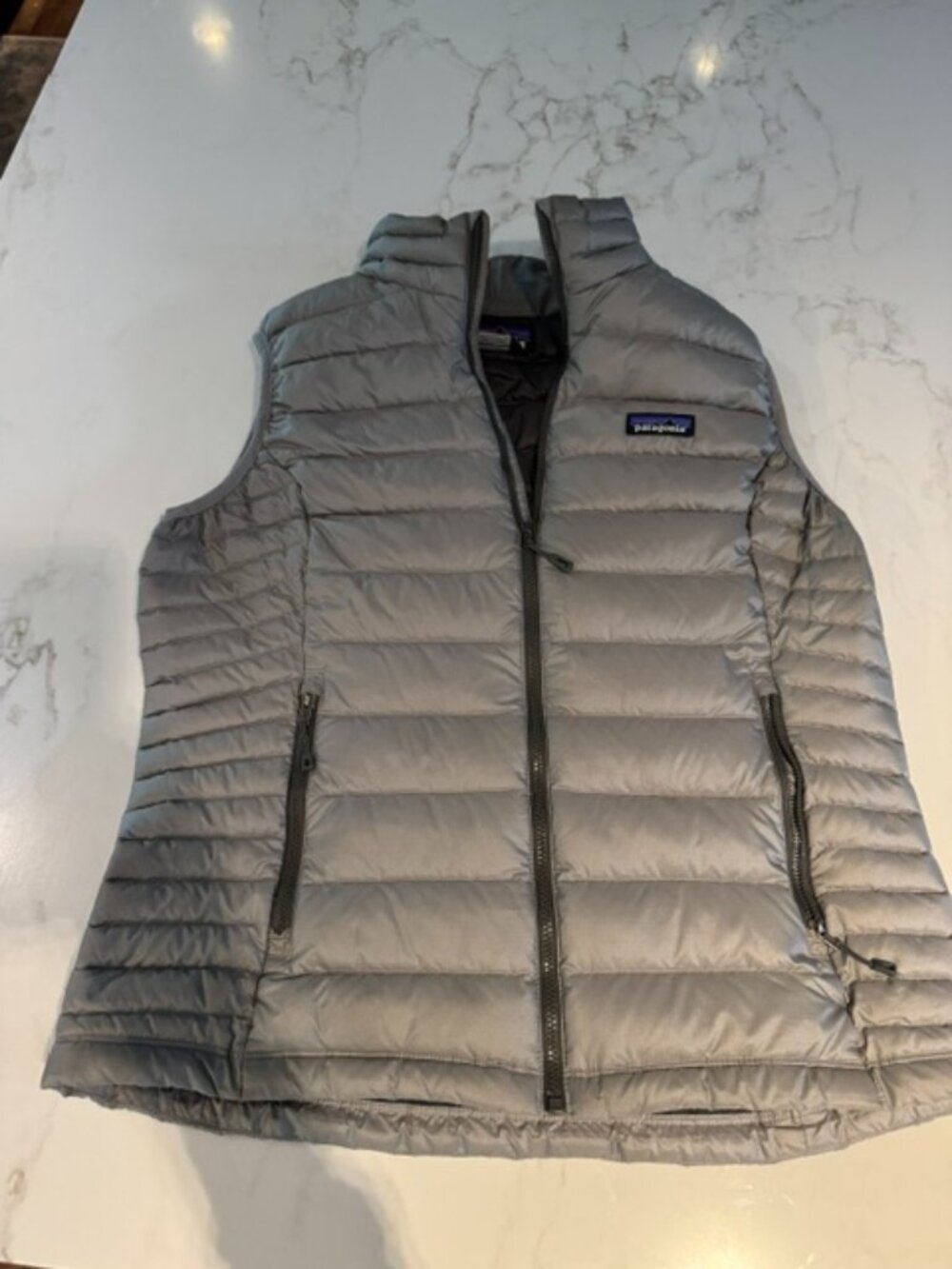 Women's Patagonia Gray Puffer Vest - Size Large